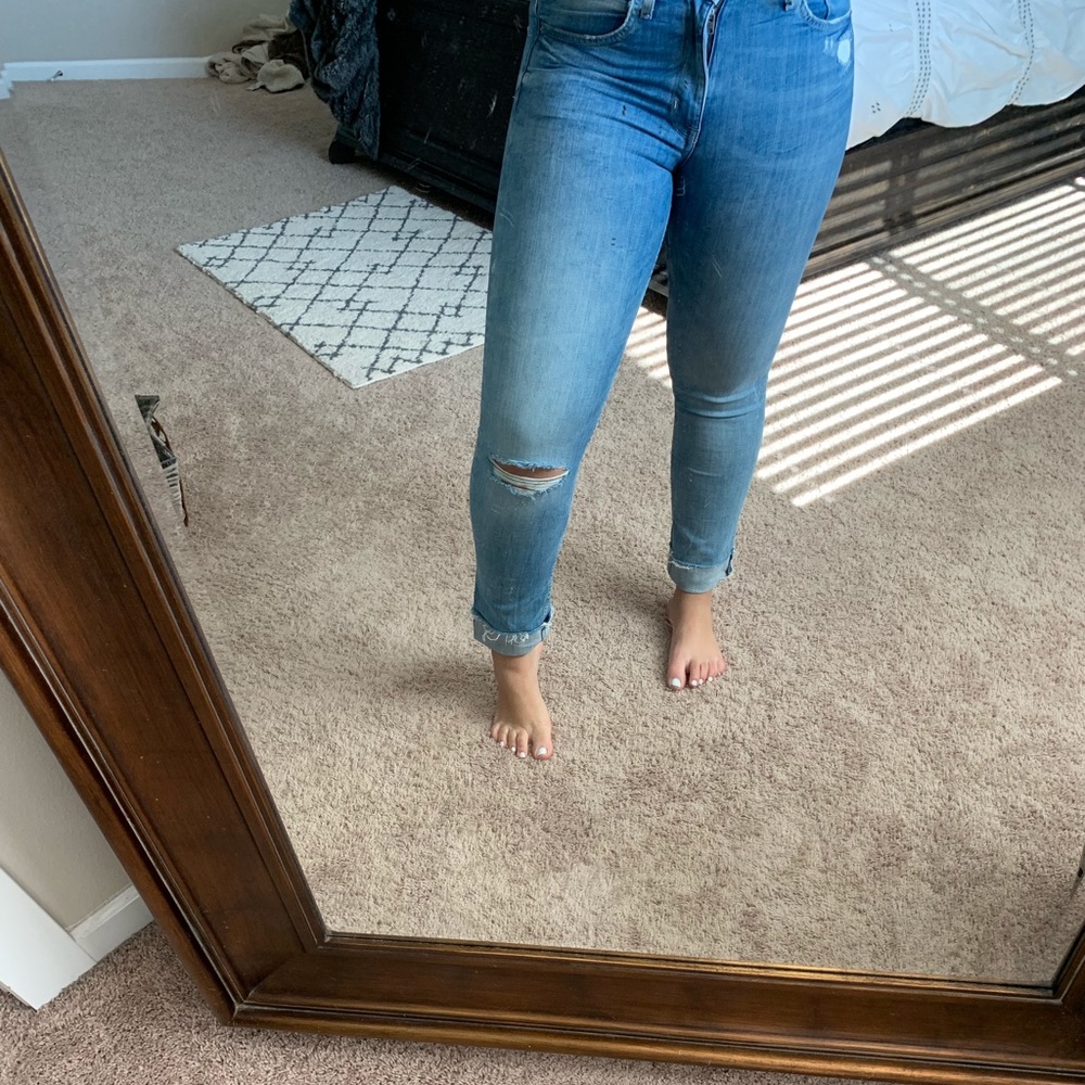 Lightwash straight jeans
